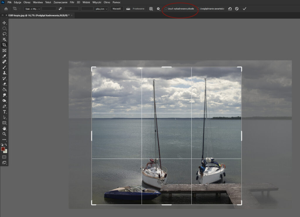 Pasek opcji narzędzia kadrowanie w photoshop
