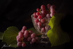 Klasyczny widok na ciemne winogrona