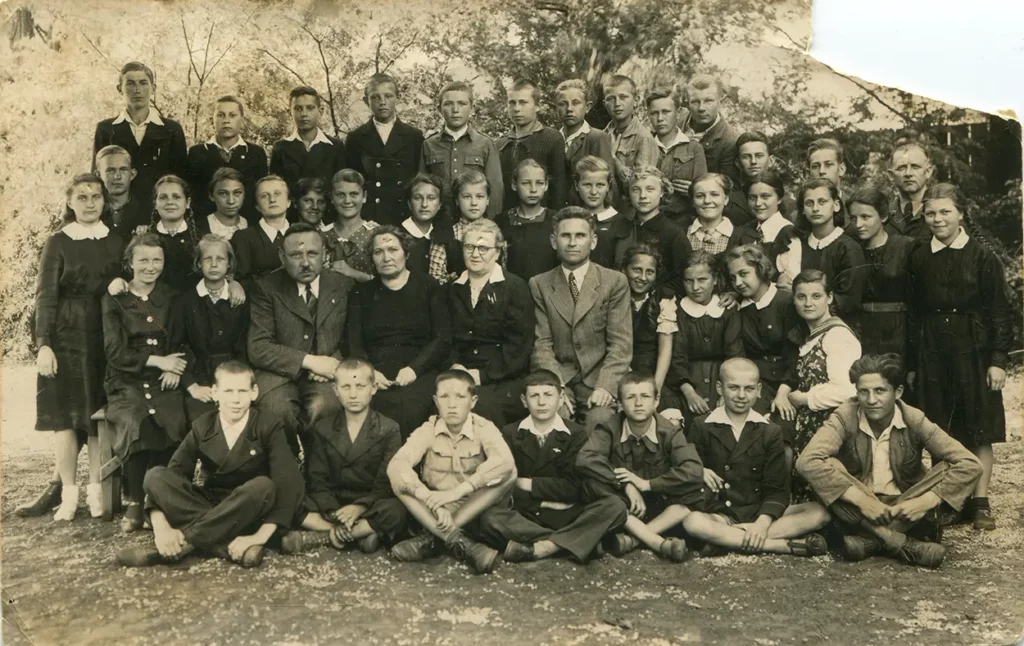 czarno biała fotografia do rekonstrukcji i koloryzacji